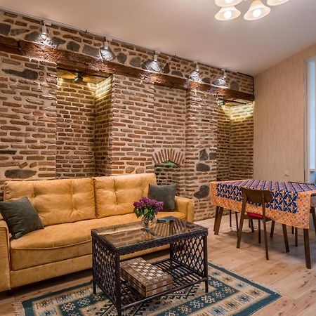 Sololaky Wall Tbilisi Zewnętrze zdjęcie
