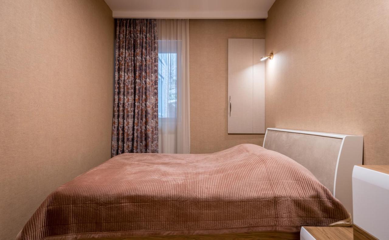 Sololaky Wall Tbilisi Zewnętrze zdjęcie