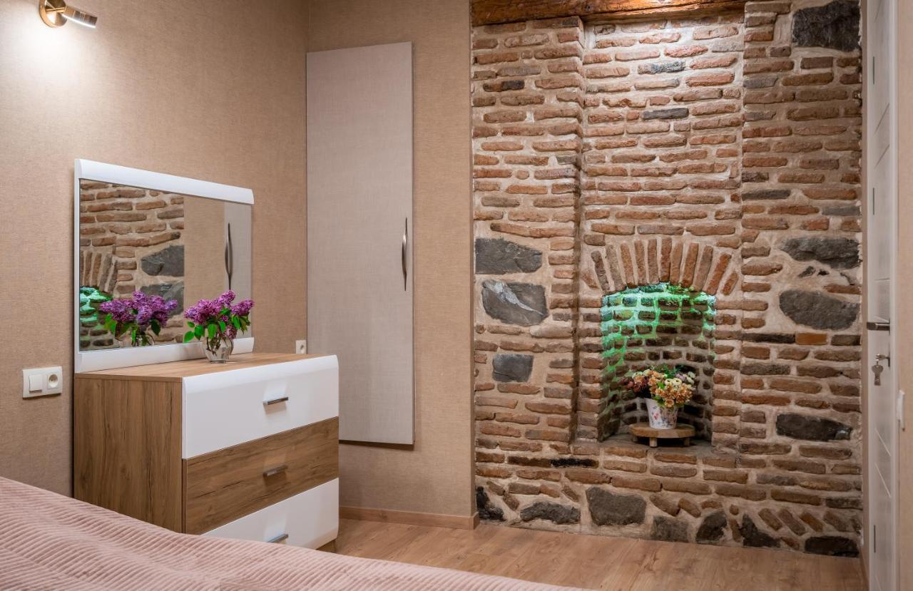 Sololaky Wall Tbilisi Zewnętrze zdjęcie